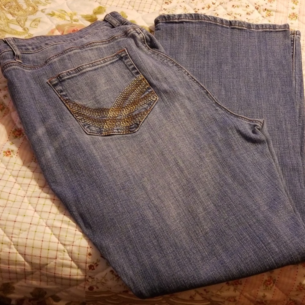 a.n.a Jean's 20W